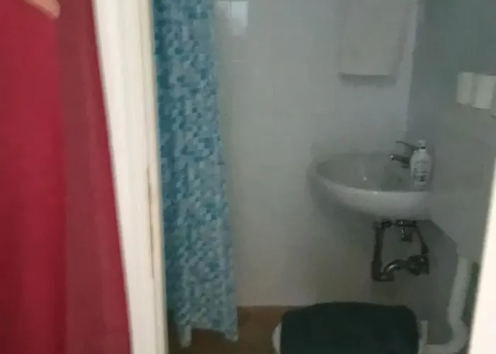 A Due Passi Dal Castello * Catignano